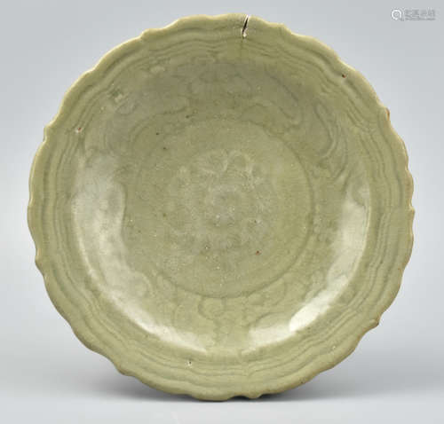 Chinese Scalloped Celadon Longquan Plate, Ming D.