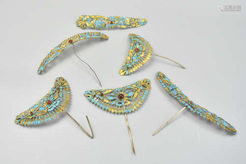 ( 6) Chinese Dotting with Kingfishers`Hair Pins