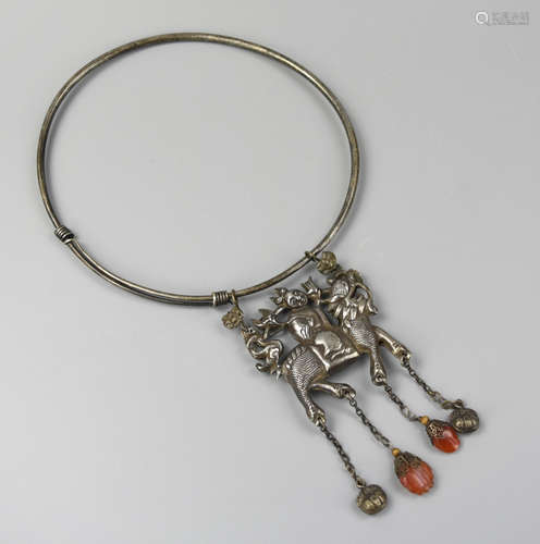 Chinese Silver Necklace w/ Agate, Qing D.