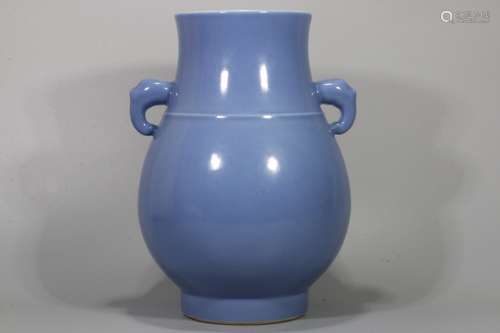 A Chinese Blue Glazed Porcelain Vase