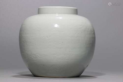 A Chinese White Glazed Porcelain Jar