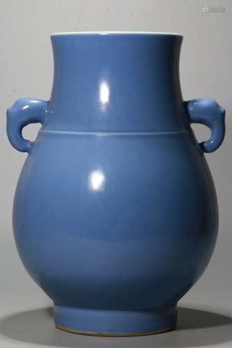 A Chinese Blue Glazed Porcelain Vase