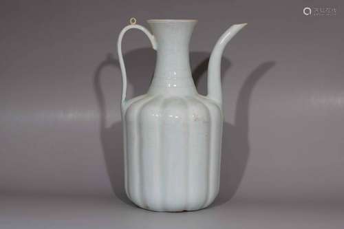 A Chinese Hutian-Type Glazed Porcelain Wine Pot