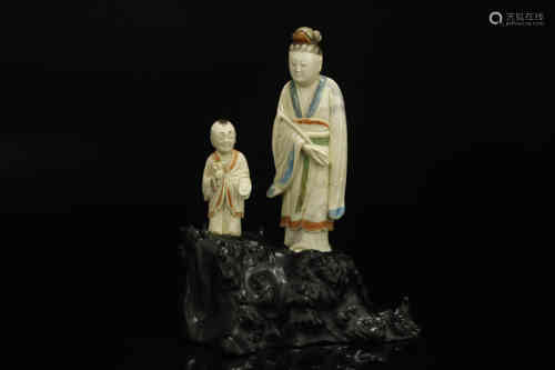 A Set of Two Chinese Carved Shoushan Figures