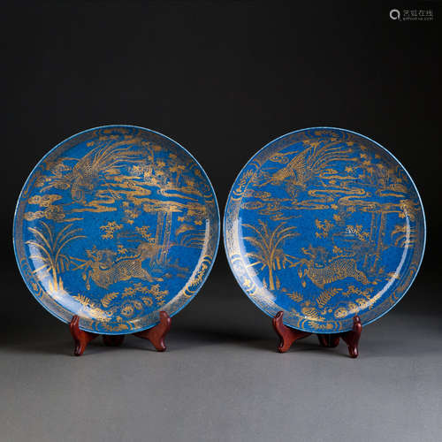 A GROUP OF BLUE GLAZED DISH WITH QILIN AND PHOENIX