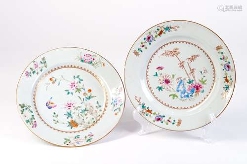 A GROUP OF FAMILLE ROSE PAINT GOLD DISH