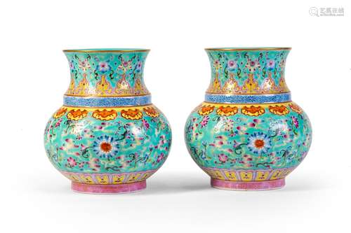 A PAIR OF ENAMEL PORCELAIN VASE WITH FLOWERS