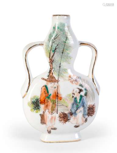 A FAMILLE ROSE GOURD SHAPED VASE WITH POEM