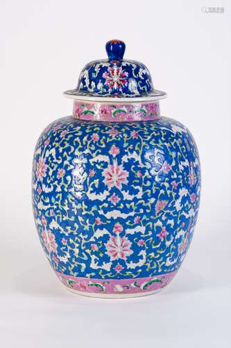 A FAMILLE ROSE JAR WITH FLOWERS