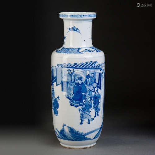 A BLUE AND WHITE VASE