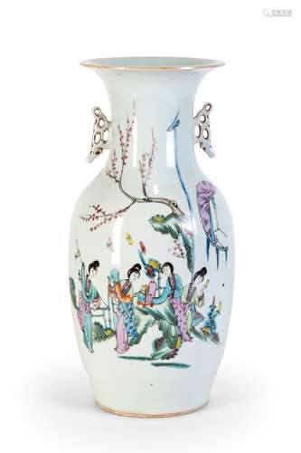 A FAMILLE ROSE VASE WITH POEM AND LADIES