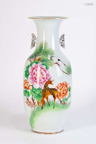 A FAMILLE ROSE VASE WITH CRANE AND DEER