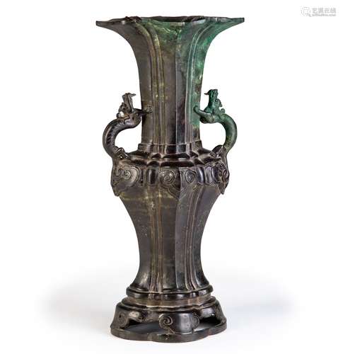 A CARVED COPPER GU-SHAPED VASE