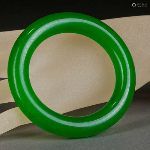 A JADE BRACELET