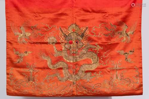 A CHINESE GOLD THREAD EMBROIDERY OF DRAGON AND PHOENIX