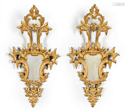 Pair of cornucopias in carved, openwork and gilded…