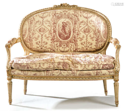 Canapé Louis XVI in carved, lacquered and partiall…