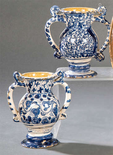 Pair of jugs in earthenware glazed in blue, white …