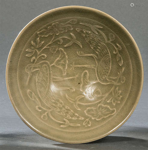 Magnificent porcelain plate Dingyao with molded de…