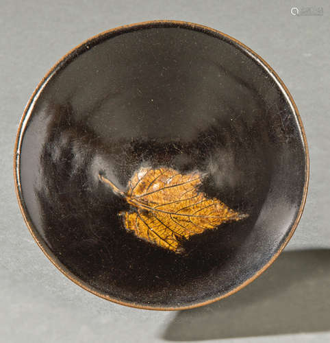 Leaf bowl in Jizhou pottery, China, Southern Song …