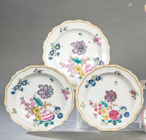 Set of three porcelain soup plates from China for …