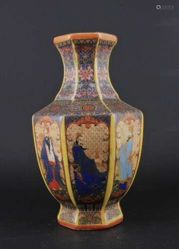 Chinese Qing Enamel Painted Porcelain Vase