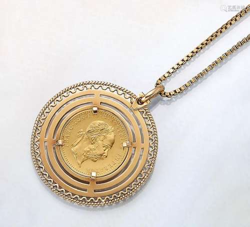 18 kt gold coin pendant