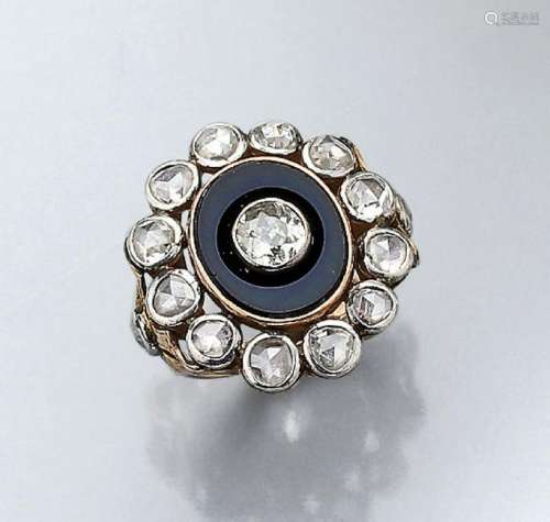 Antique ring with diamonds and onyx