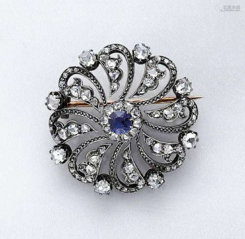 Brooch with sapphire and diamonds