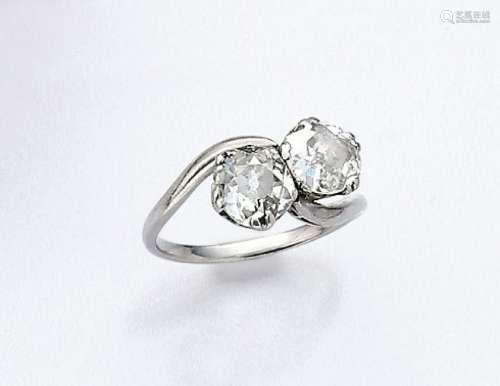 Platinum Art Nouveau ring with diamonds