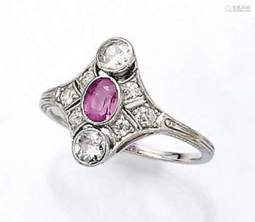 Art-Deco ring with ruby and diamonds