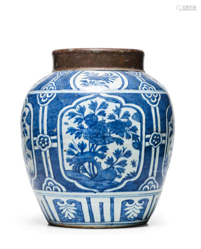 Wanli period A LARGE BLUE AND WHITE JAR