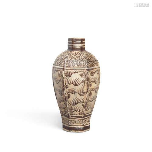 Probably Yuan/early Ming dynasty A Jizhou Brown-Painted Stoneware Wave Vase, Meiping