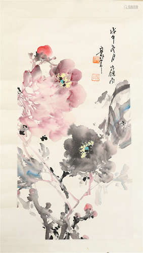 A CHINESE SCROLL PAINTING OF FLOWER