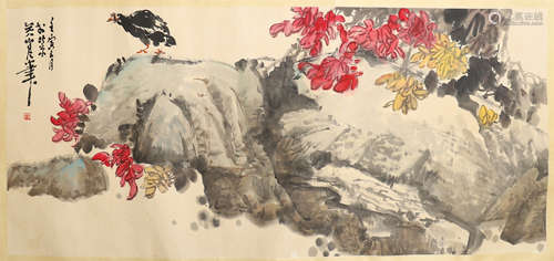 A CHINESE SCROLL PAINTING OF BIRD ON ROCK WITH CALLIGRAPHY