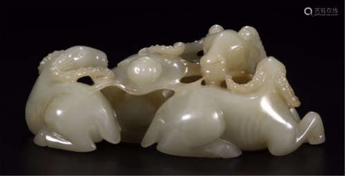 A CHINESE CARVED WHITE JADE SHEEP TABLE ITEM