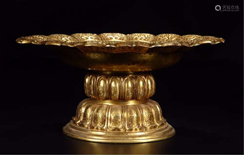 A CHINESE GILT BRONZE DRAGON DING WARE STEM DISH