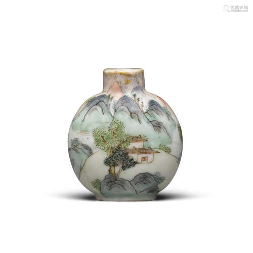 Daoguang four-character mark and of the period, 1821-1850 An enameled porcelain snuff bottle