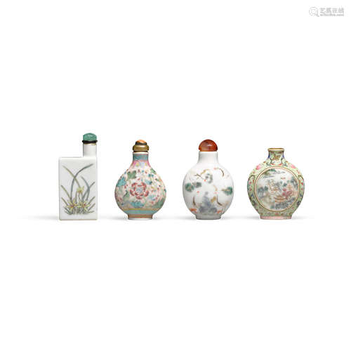 19th century Four enameled porcelain snuff bottles