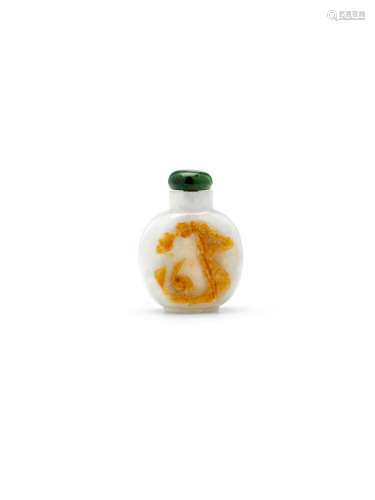 A WHITE JADEITE 'CRANE AND PINE' SNUFF BOTTLE