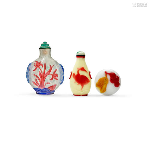 1750-1850 and later TWO OVERLAY GLASS SNUFF BOTTLES