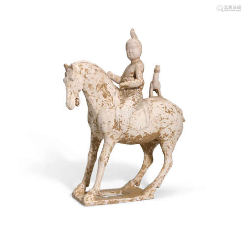 Tang dynasty A painted pottery model of an equestrienne