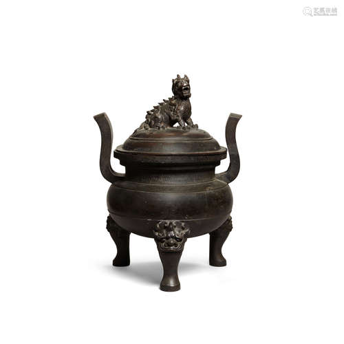 A LARGE BRONZE TRIPOD INCENSE BURNER AND COVER