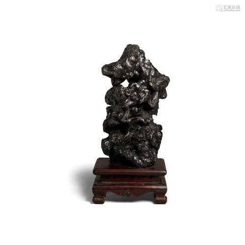 Early 20th century A LACQUERED BURL WOOD 'SCHOLAR'S ROCK' SCULPTURE