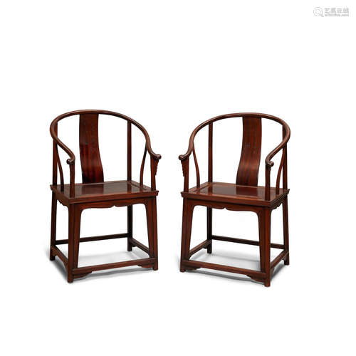 Republic period A pair of hongmu horseshoe-backed chairs