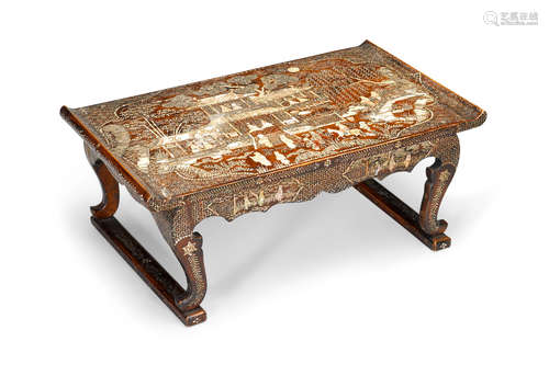 19th century A lacquered wood table with mother-of-Pearl inlay