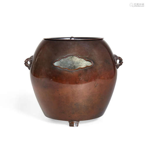 Taisho/Showa era A small bronze brazier