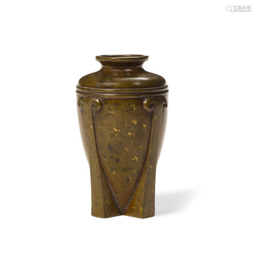 Meiji/Taisho era A small cast bronze sunspot vase