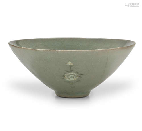 Goryeo dynasty, 13th century An inlaid-celadon stoneware bowl