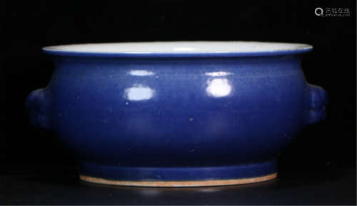 A CHINESE PORCELAIN BLUE GLAZED BRUSH WASHER